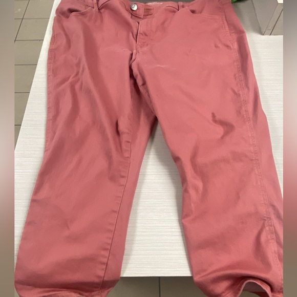 3 pairs of plus cropped pants (good- fair preowned condition*read description) - Picture 3 of 16